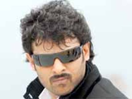 రజనీ ఇమేజ్ తో ప్రభాస్ ని..