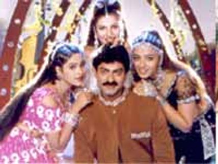 రాఘవేంద్రుడి మార్క్‌ చిత్రం 'మూడు ముక్కలాట'