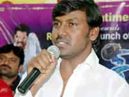సేవానిరతి, మానవతా వాది లారెన్స్‌