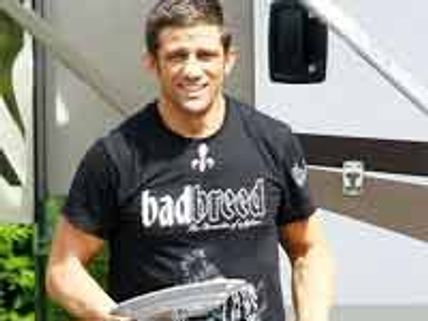 అలెక్స్ రెయిడ్ కు ప్రాణాపాయం??