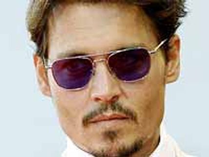 జానీ డెప్ కు  వృత్తి సాఫల్యత అవార్డు... !!