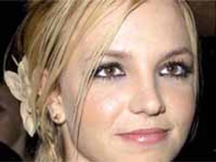 బ్రిట్నీ ఒంటరిగా మిగిలిపోవడానికి కారణం ఇదా..??