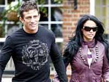 నాకు కావలసింది డబ్బు ఎవరేమనుకుంటే నాకేంటి..??