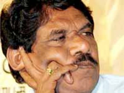హీరోలను ఆరాధించవద్దని స్టార్ డైరక్టర్ పిలుపు