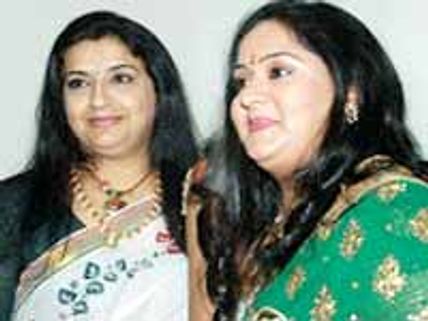 ‘నిత్యానందు’ని కొలువులో మోక్షం పొందుతున్న‘మెగాస్టార్ నాయిక’!