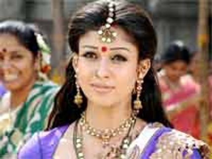 మహాత్మా గాంధీ ని ఫాలో అవుతున్న నయనతార