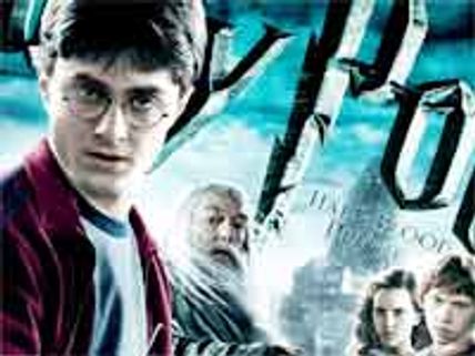 పీకలదాకా తాగి స్క్రిప్టు పోగొట్టుకున్న ఘనులు