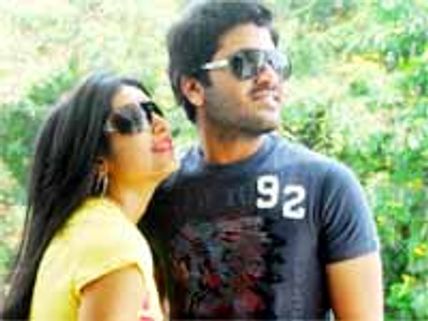 అందరి (బంధు) చిత్రమయా (రివ్యూ)