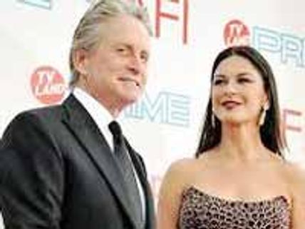 గోంతు క్యాన్సర్ తో బాధపడుతున్న హాలీవుడ్ నటుడు 