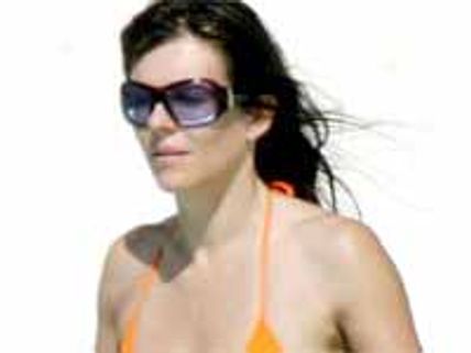 బికినీ కోసం ప్లాస్టిక్ సర్జరీ చేయించుకున్నాను.....!