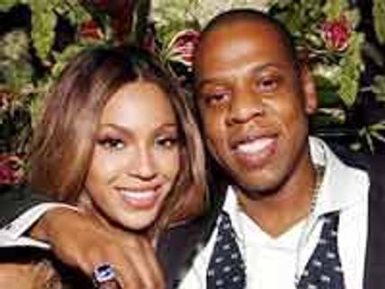 మాతో పాటు ఒక ఛెఫ్, సిగార్స్, వైన్స్ మాత్రమే ఉండాలి..!