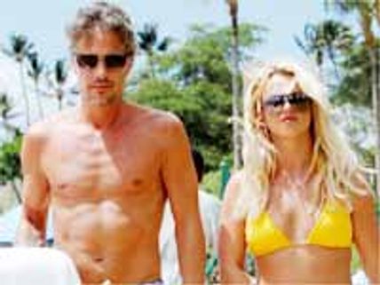 అతనితో నా ఎంగేజ్ మెంట్  అంతా అబద్దం...!