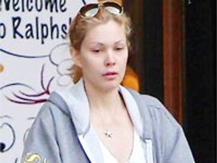 వినూత్న ప్రోగ్రాంకి శ్రీకారం చుట్టిన  హీరోయిన్ ..!