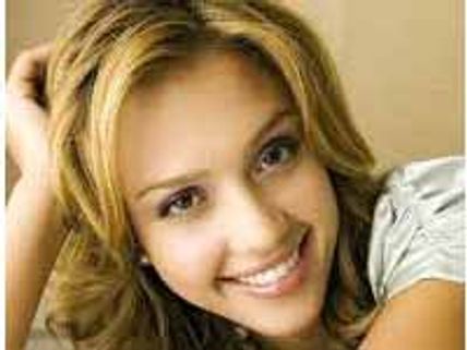 ఏ బట్టలు వేసుకుంటే సెక్సీగా ఉంటానో నాకు తెలుసు..!