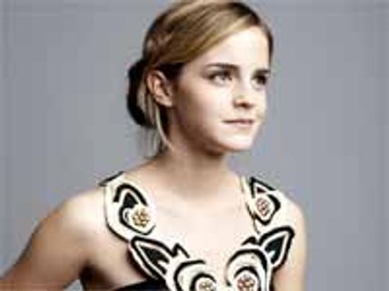 మొదటిస్దానంలో హారీపోట్టర్ హీరోయిన్..!