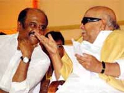 'రోబో'  చూసిన ఆ ముఖ్యమంత్రికి కాస్సేపు నోట మాట లేదు