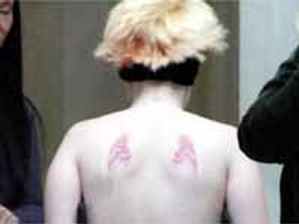 ఒంటి మీదున్న టాటూలను తీసివేయడానికి రెడీ అయిన హీరోయిన్..!