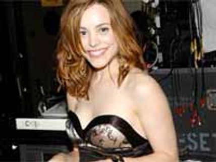 షూటింగ్ సమయాలలో కోస్టార్స్ తో శృంగారం చేయడం తప్పుకాదు..!