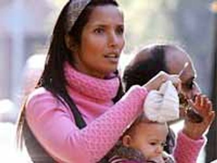 న్యూయార్క్ వీధుల్లో తన కూతురుతో సందడి చేస్తున్న పద్మాలక్షీ...