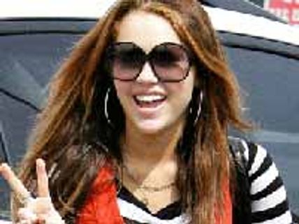 నవంబర్ 23తో నేను మేజర్ అవుతాను ఇక అప్పుడుంటుంది చూడండీ..