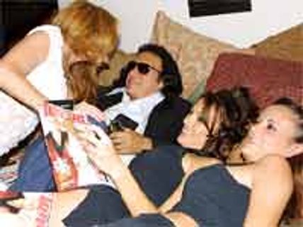 37సంవత్సరాలకే, 5,000మందితో బెడ్ పంచుకోని రికార్డు నెలకొల్పా..