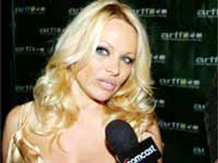 నగ్నంగా నటించడానికి కన్నీరు పెట్టుకున్నానంటున్న హీరోయిన్