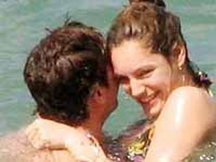 మాల్దీవులలో రోమాంటిక్ ట్రిప్ ప్లాన్ చేసినటువంటి విడిపోయిన జంట..