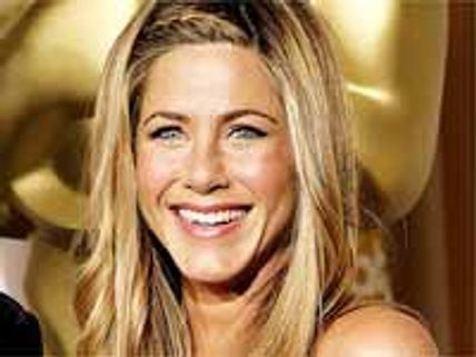 బిగుతుగా ఉండే దుస్తులు వేసుకోవడమే ఆమె అందం రహాస్యం..