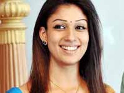 అందమైన  ఫిజిక్ దేముడు ఇచ్చాడనే...నయనతార