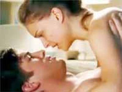 కొత్త కొత్త సెక్స్ పోజిషన్స్ తెలుకోవాలంటే ఈసినిమా చూడాల్సిందే