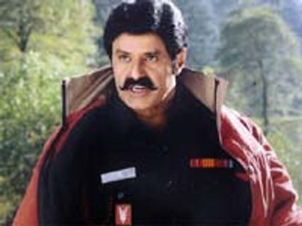 పరమ వీర చెత్త ('పరమ వీర చక్ర' రివ్యూ)