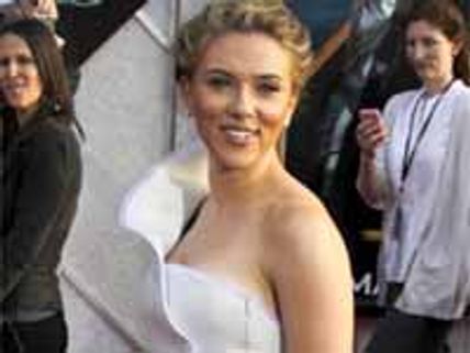 అతనితో డేటింగ్ చేస్తున్నానని రాసిన వారిపై పరువు నష్టం దావా వేస్తా