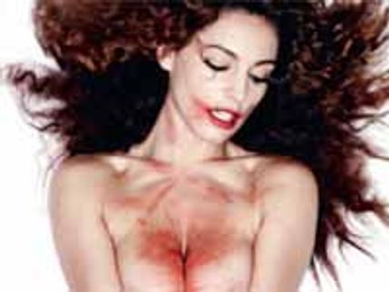 నగ్నంగా మ్యాగజైన్ కవర్ పేజిపై దర్శనమివ్వడానికి సిద్దమైన సూపర్ స్టార్