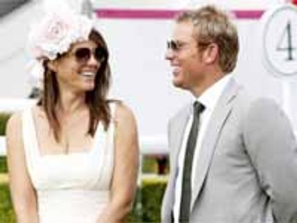 ఇండియన్ టెక్స్ టైల్ దిగ్గజం భార్య హానీమూన్ క్రికెటర్ షేన్ వార్న్‌తోనా..?