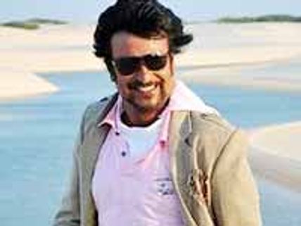 సూపర్ స్టార్ రజనీకాంత్ కి ఈ లేడీస్ వీక్ నెస్ ఏంటో...