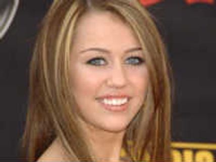 రాత్రంతా త్రాగి మీడియాకు చిక్కిన హీరోయిన్