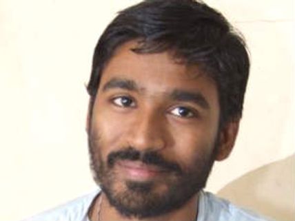 నేషనల్ అవార్డుని సూపర్ స్టార్ కి అంకితం చేసిన హీరో...!