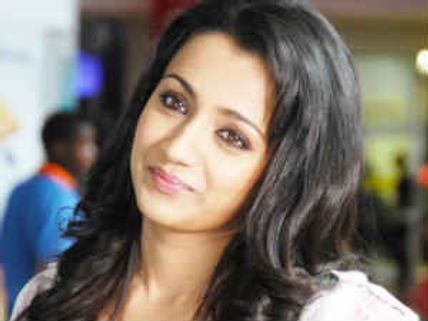 త్రిషపై ఆ రూమర్ పుట్టడానికి కారణం రమ్యకృష్ణేనా?