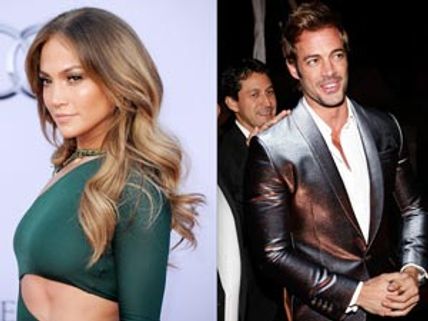 ఆ హీరోతో అక్రమ సంబంధమే ఆమె కాపురంలో చిచ్చు పెట్టింది