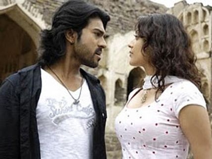 రికార్డు సృష్టిస్తున్న రామ్ చరణ్ కి బ్రహ్మరథం..!