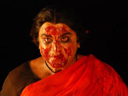 మాజీ స్టార్ హీరో'కొజ్జా'పాట్లు