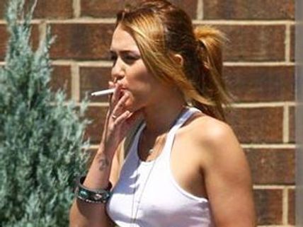 చెత్త సెలబ్రిటీగా మొట్టమొదటి స్దానం ఆమెకే..!