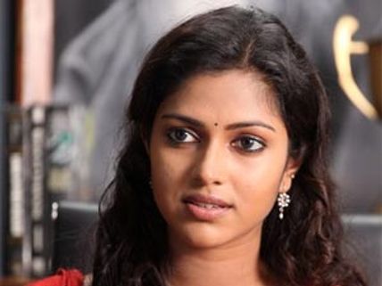 నాగచైతన్య హీరోయిన్ సిద్దార్ధతో కమిటైంది