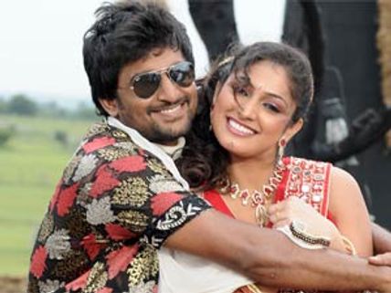 పిల్ల జమిందార్ రివ్యూ