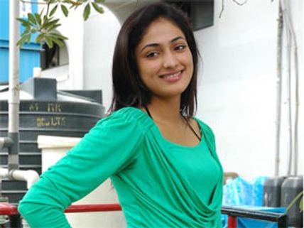 ఒకేసారి రెండు హిట్లు-పిల్ల జమీందార్ పిల్లకు డబుల్ ధమాకా..!