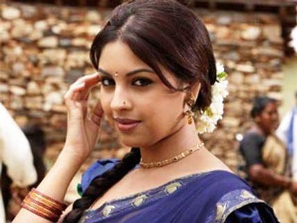 రిచా పెద్ద పెద్ద ఆఫర్స్ వెనుక అసలు రహస్యం..!?