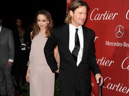 కూతురిని ముద్దాడుతూ గాయపడిన సూపర్ స్టార్