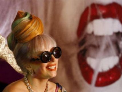  ట్విట్టర్‌లో ప్రపంచ రికార్డు నెలకొల్పిన సింగర్ 