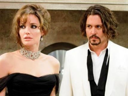 జోలీ మూలంగా 14 సంవత్సరాల బంధం తెగిపోయింది..!