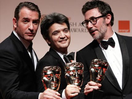 అవార్డుల కార్యక్రమంలో 'ది ఆర్టిస్ట్' రికార్డుల మోత